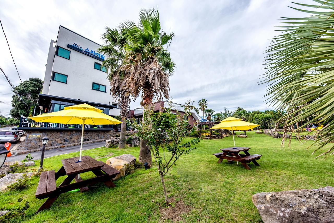 Jeju Skyhill Pension Согвипхо Экстерьер фото